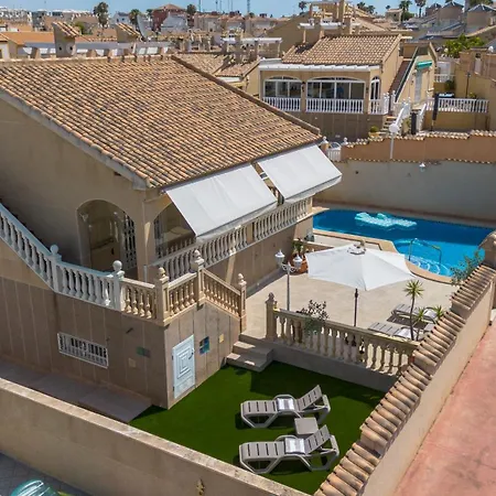 Villa Coast Private Pool Jacuzzi Jets Bbq Parking